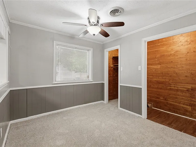 112 Williams St — Photo 15