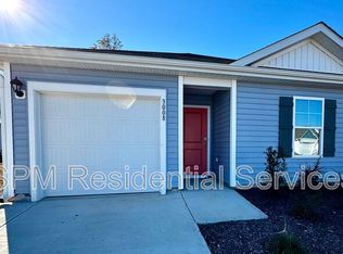3008 Course Ln, Holly Ridge, NC 28445