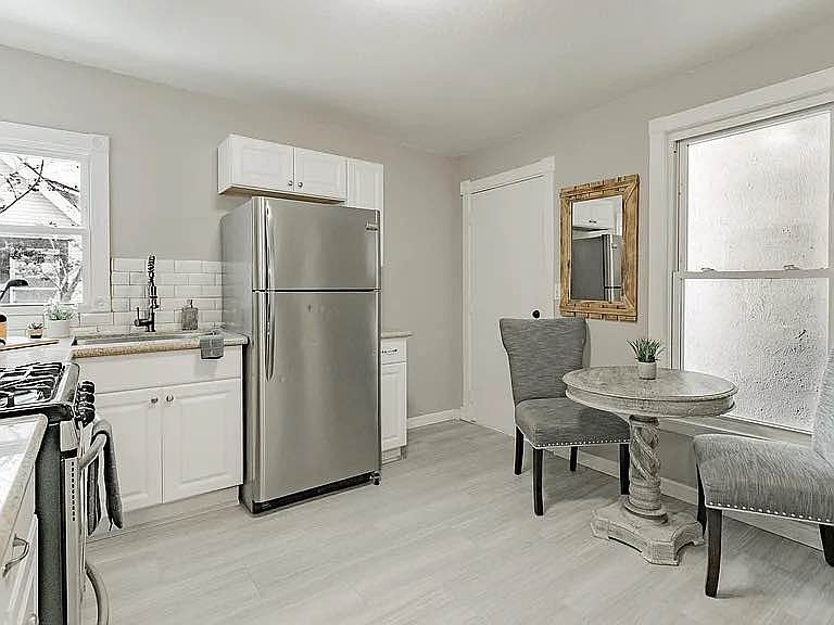 1st image of 1541 Charles Ave Unit 2