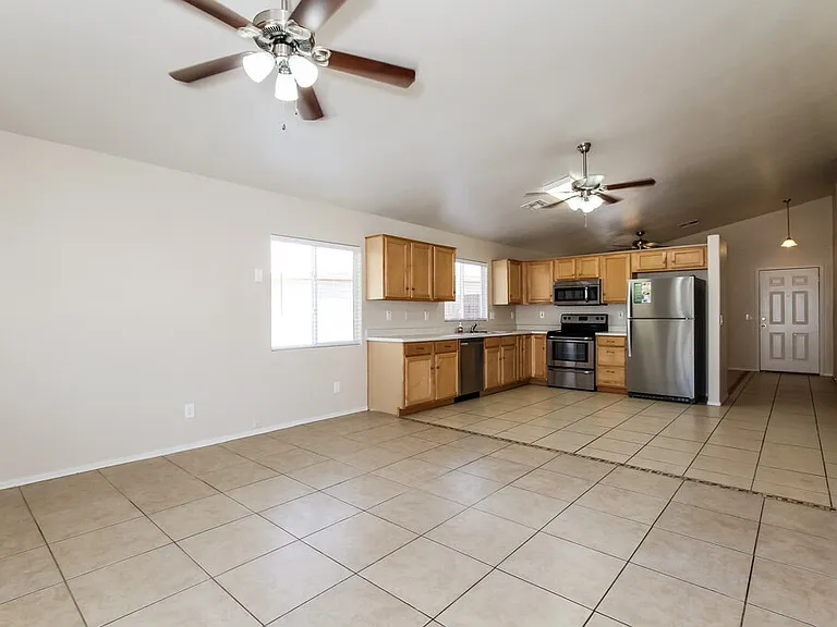 3618 W Tina Ln — Photo 5