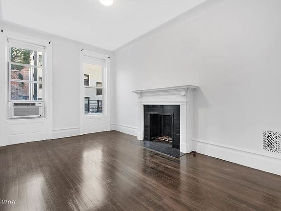 5th image of 21 E 81st St Penthouse 56