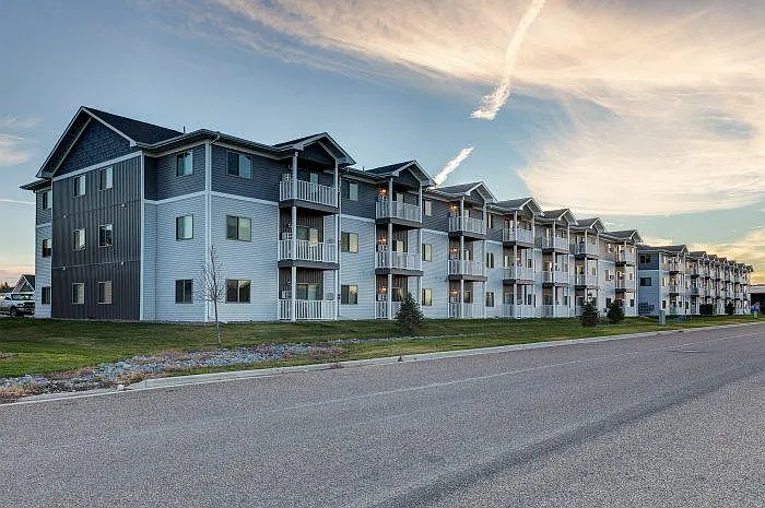 Sidney Apartments — Photo 5