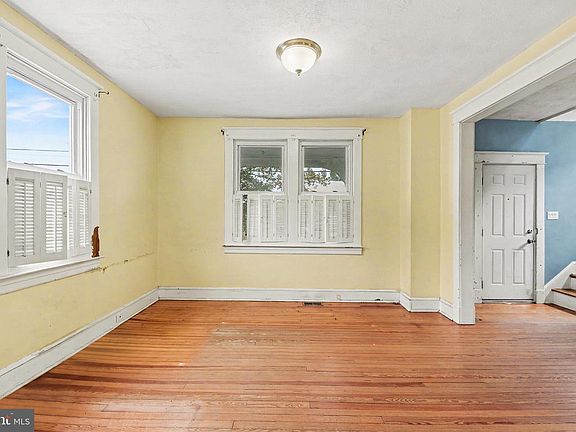 5th image of 7830 Shepherd Ave