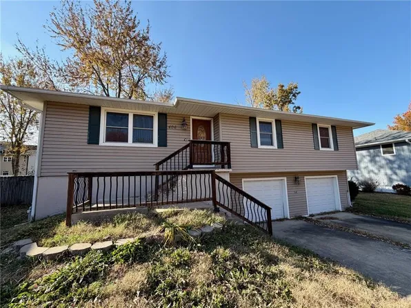 406 Chapel Rd, Warrensburg, MO 64093