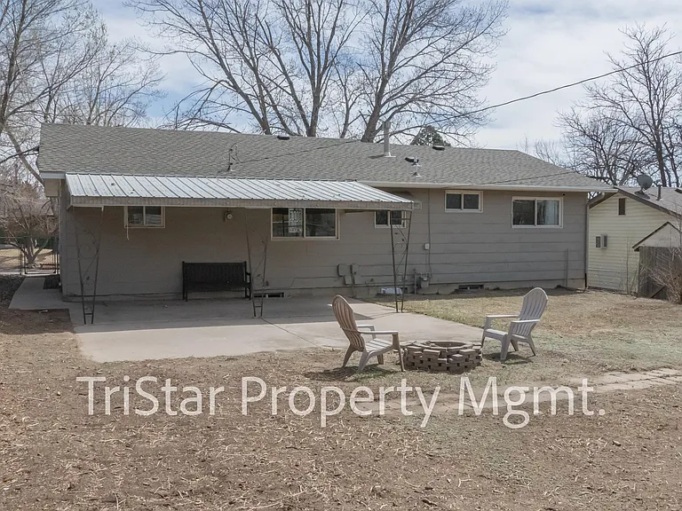 3413 Greenwood Cir — Photo 10