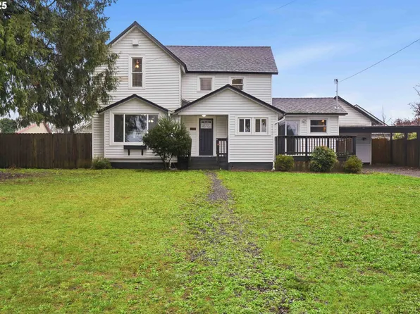 820 Barclay Hills Dr, Oregon City, OR 97045