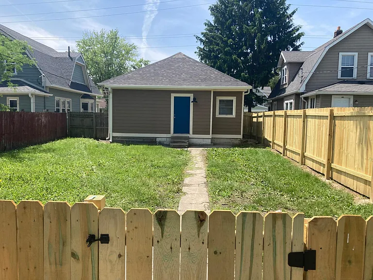821 N Rural St — Photo 14
