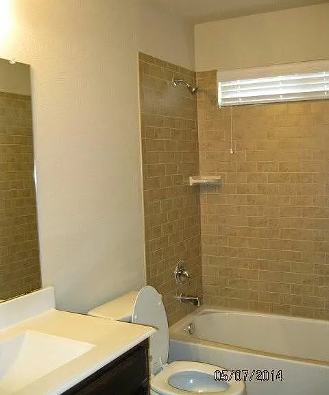 2239 Colby Ln — Photo 3