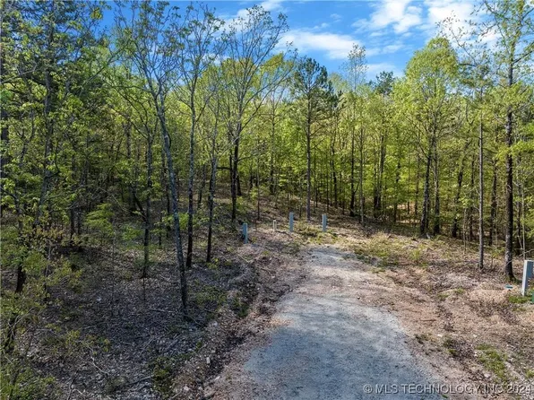 50 Cedar Hills Trl, Broken Bow, OK 74728