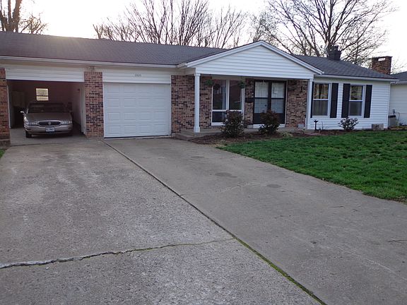 View of Home in driveway