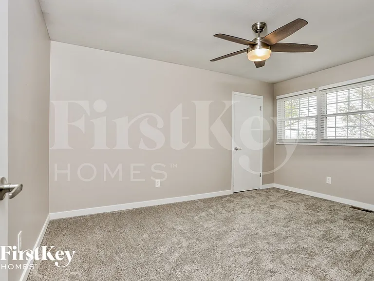 2 Dogwood Ct — Photo 8
