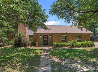 507 Ridgecrest Dr, White Oak, TX 75693