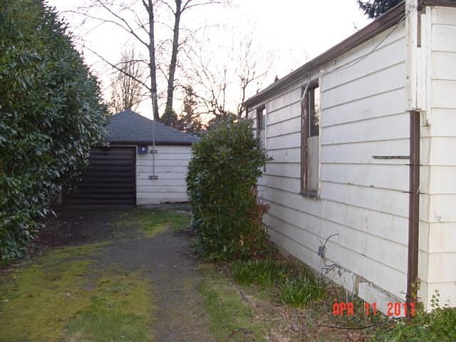 1st image of 17035 35th Ave S
