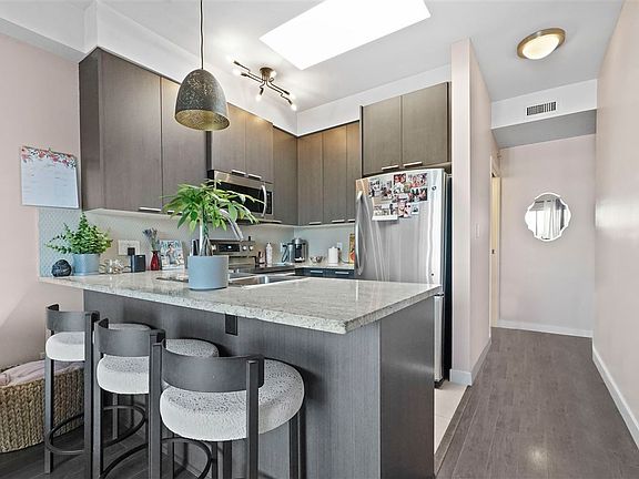 5th image of 707 E 20th Ave Penthouse 8