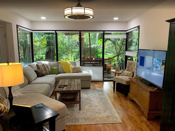 8211 Katy Fwy APT 16, Houston, TX 77024