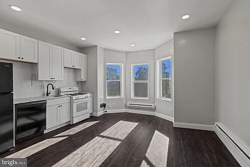 5237 Chester Ave #4 Photo 1