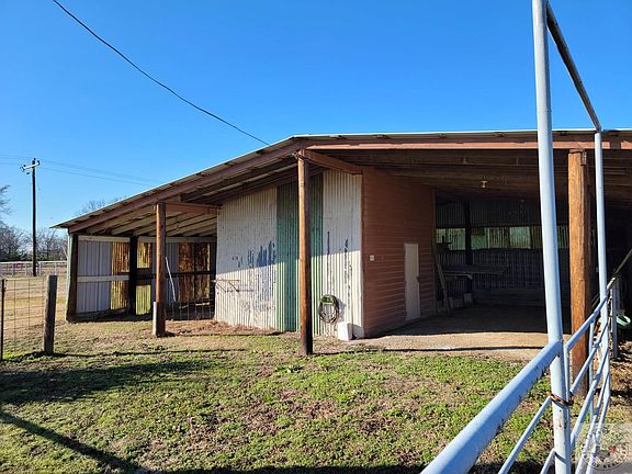 5th image of 1634 Farm Road 911