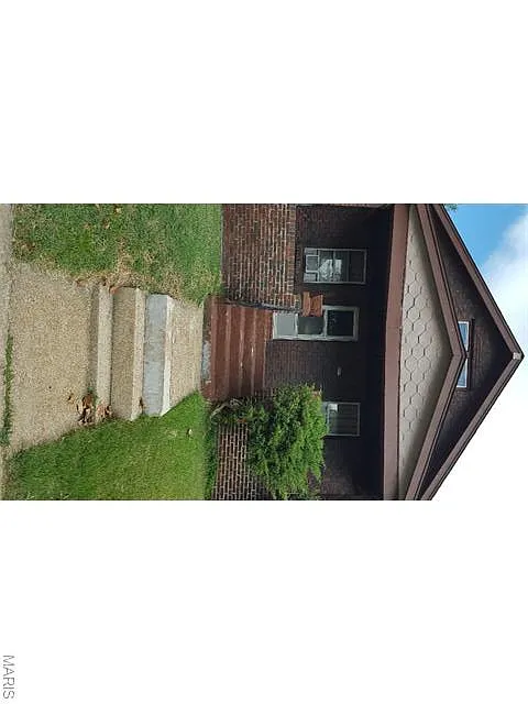 4863 Bessie Ave photo 1