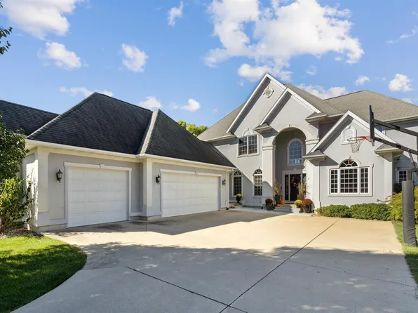 1001 Indigo St, Grundy Center, IA 50638