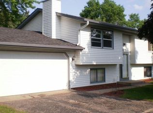 8216 Brunswick Ave N, Brooklyn Park, MN 55443