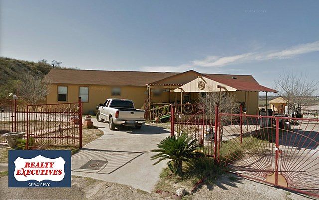 1st image of 2301 Calle Loma