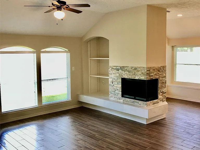 5035 Chappel Hill Dr — Photo 8