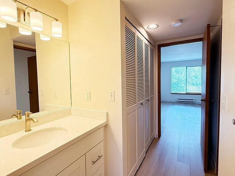 The Sandridge, LLC — Photo 39