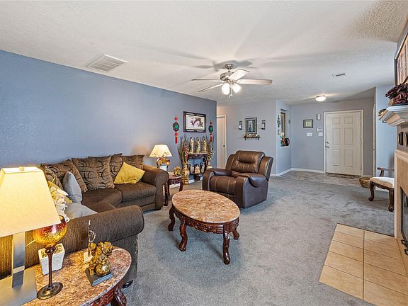 5th image of 19222 Danphe Landing Ct