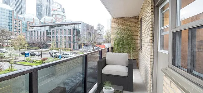 137 Isabella Street Toronto — Photo 4