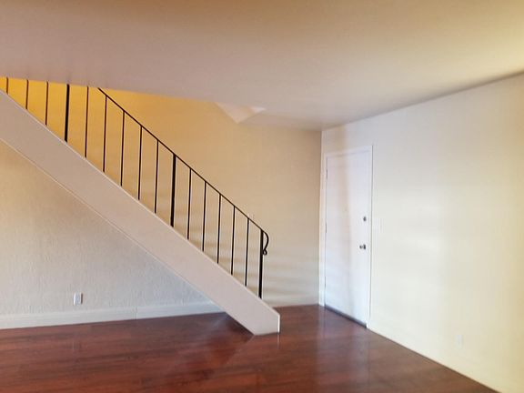 5th image of 2164 Amberwood Ln