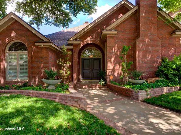 8707 Savannah Ave, Lubbock, TX 79424