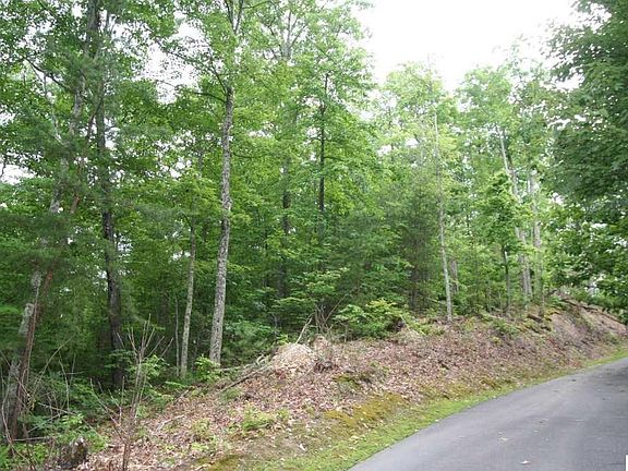 5th image of 4394 Carolina Cove Way