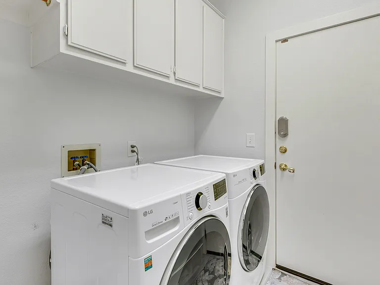 5550 Cheyenne Ct — Photo 49