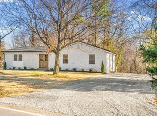 315 Rossview Rd, Clarksville, TN 37043
