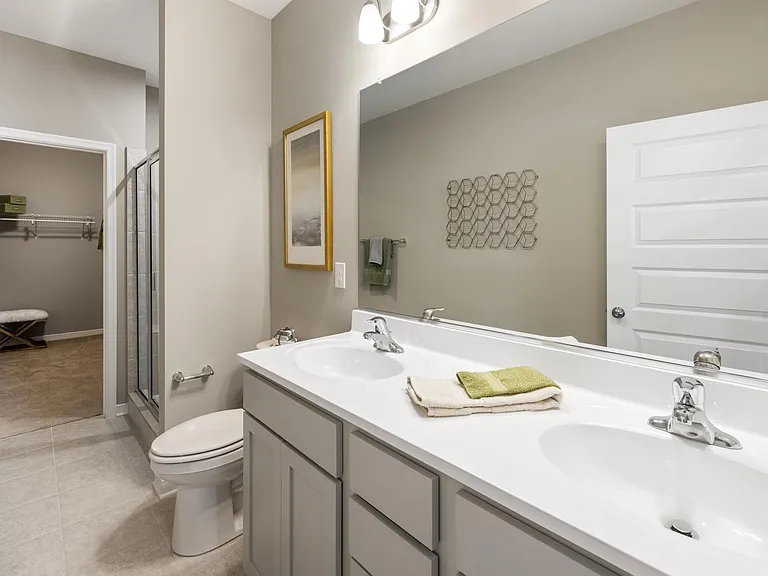 7160 Sandler Dr — Photo 2