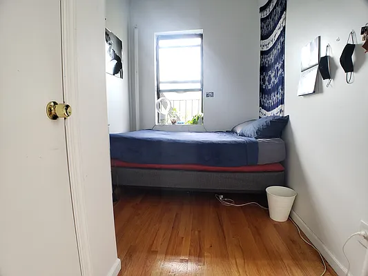 Rented by Keller Williams NYC | media 16