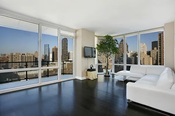Sold by Citi Habitats | media 1