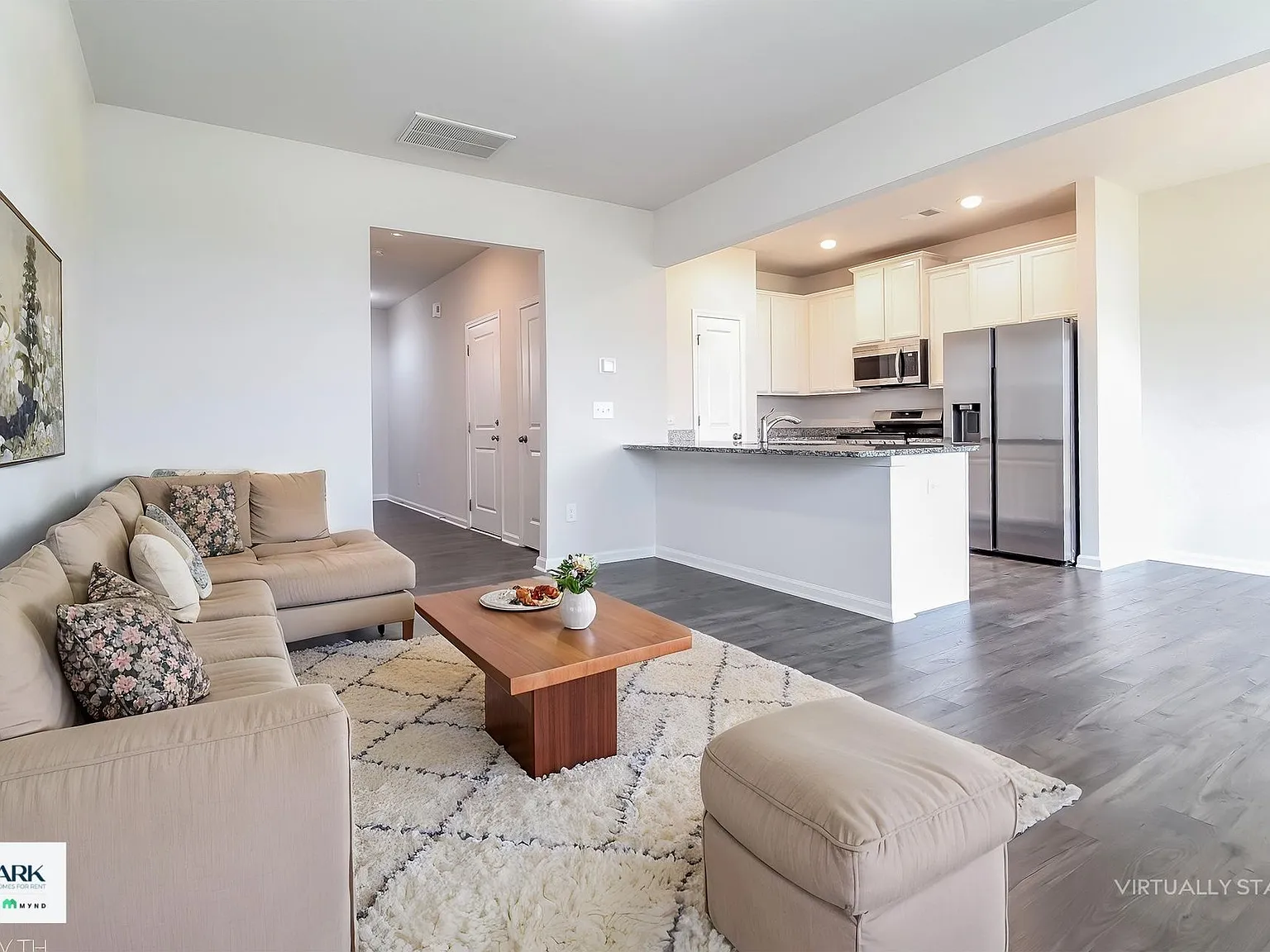 3 bed, 2.0 bath, 1448 sqft, $1,565 — Photo 3