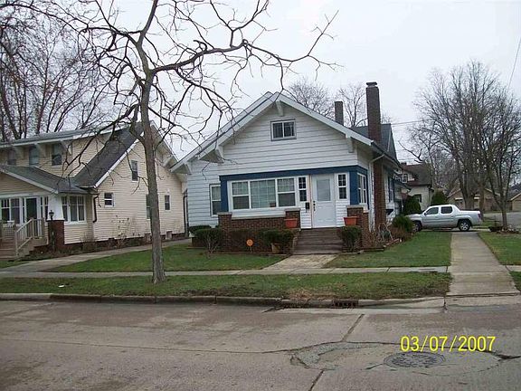 2nd image of 1628 Stevens Ave