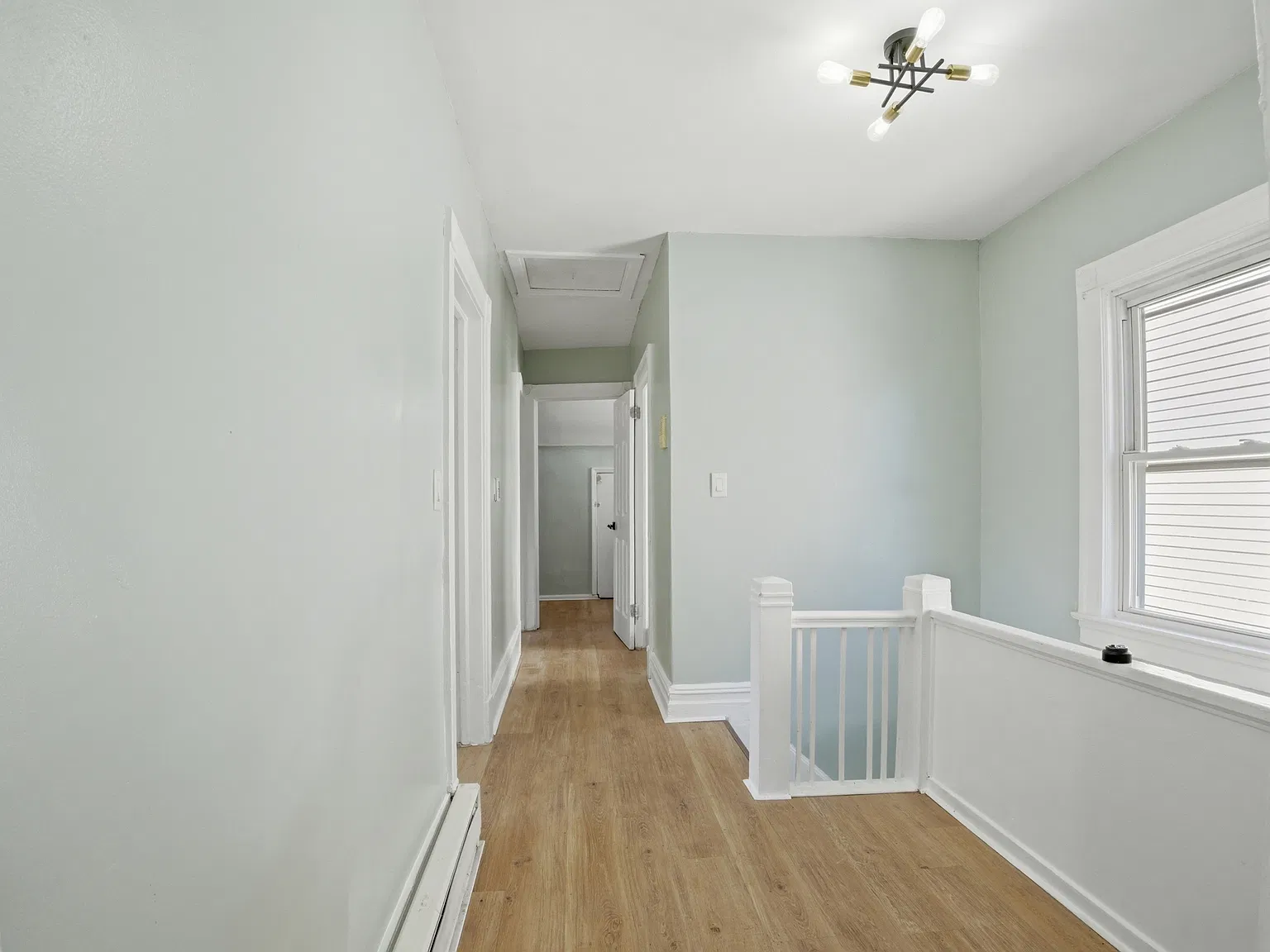 7 bed, 2700 sqft, $4,500 — Photo 3