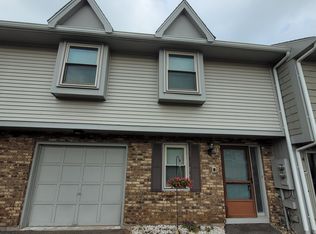 62 Butternut Ln #62, Rocky Hill, CT 06067