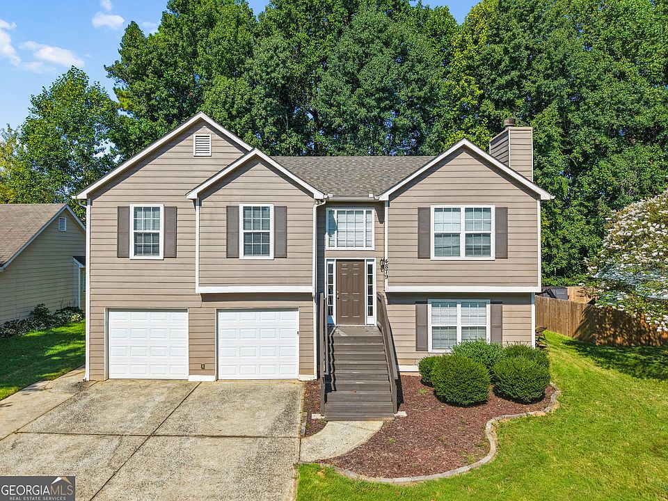 1st image of 4879 Lake Park Ln