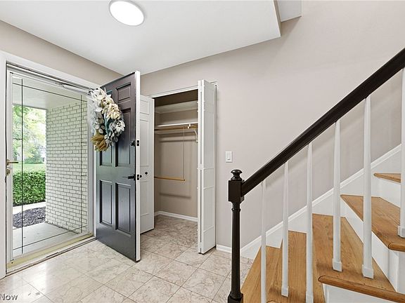 5th image of 29595 Westminster Dr