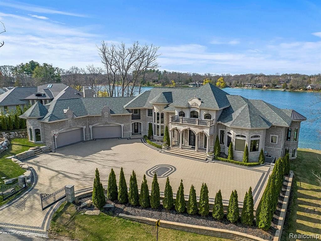 1530 Kirkway Rd, Bloomfield Hills, MI 48302 Zillow