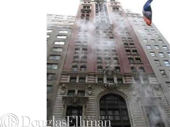 3rd image of 37 Wall St APT 14P
