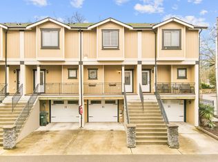 Gravelly Lake Brownstones, Lakewood, WA 98499