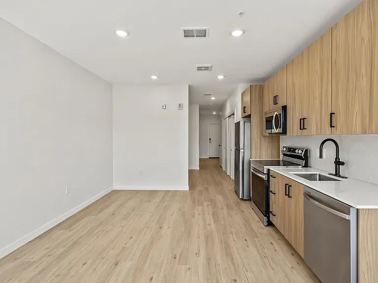 Oso Apartments — Photo 72