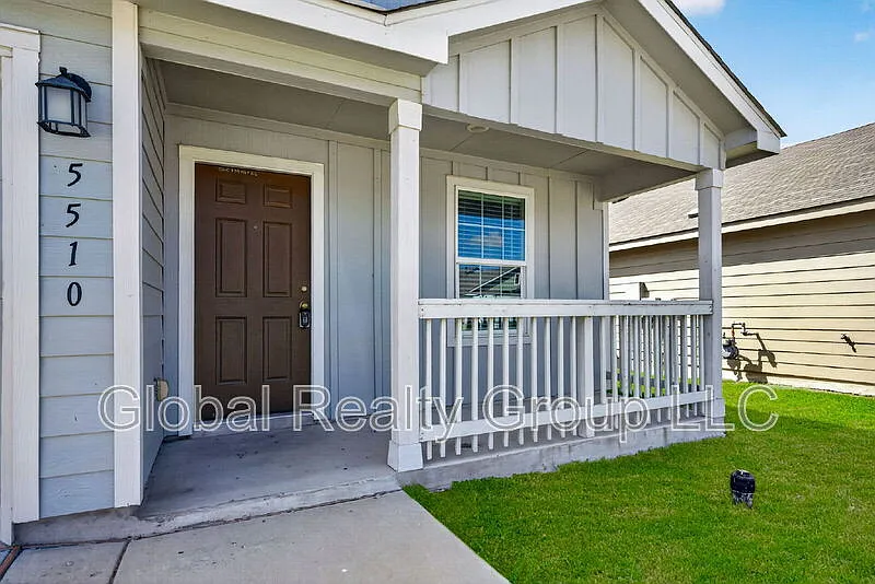 3 bed, 2.0 bath, 1217 sqft, $1,475 — Photo 4