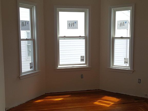 2nd image of 82-84 Winthrop Ave #2