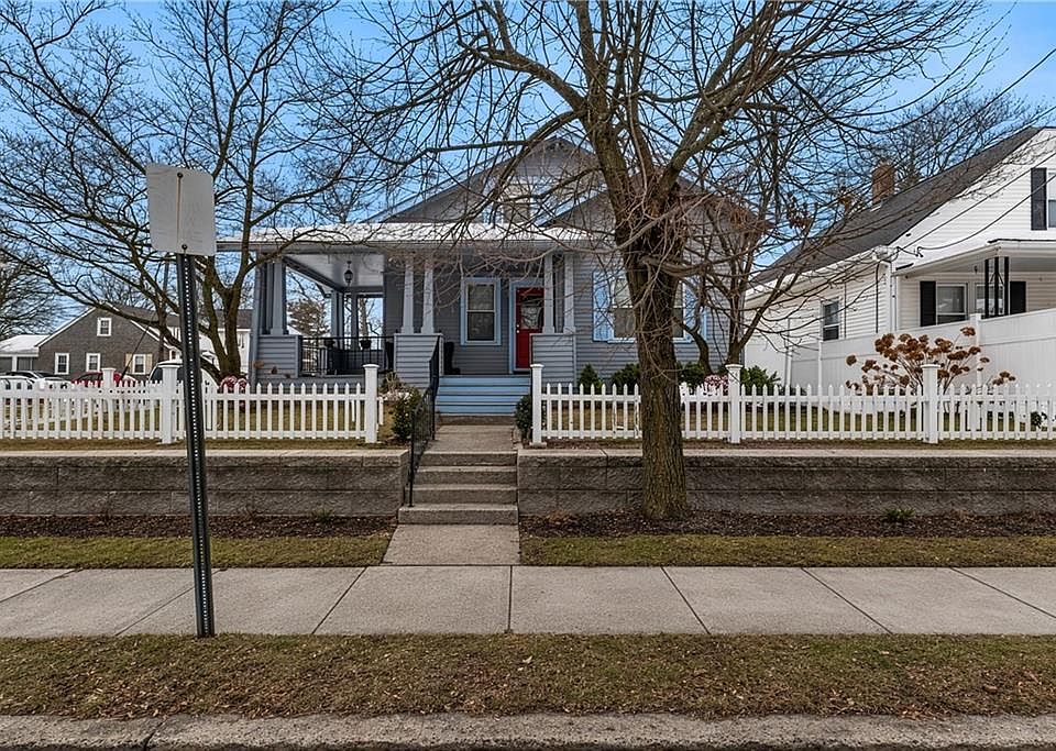 1st image of 489 Benefit St